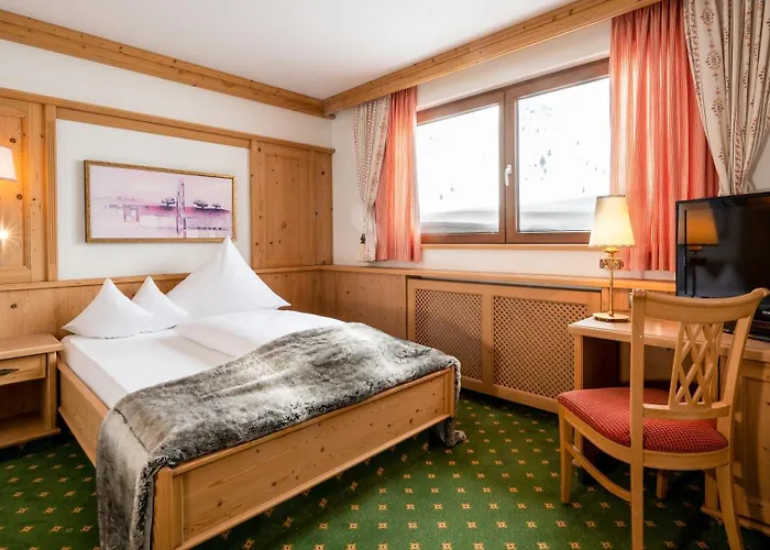 Almhof Отель 4*