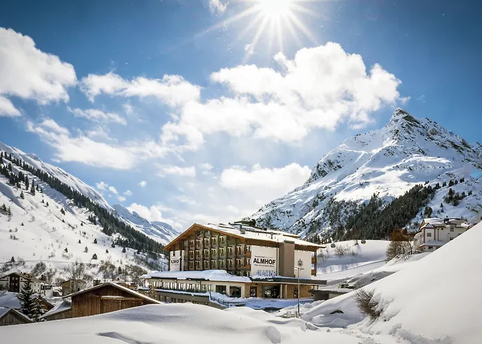 Almhof Отель Гальтюр