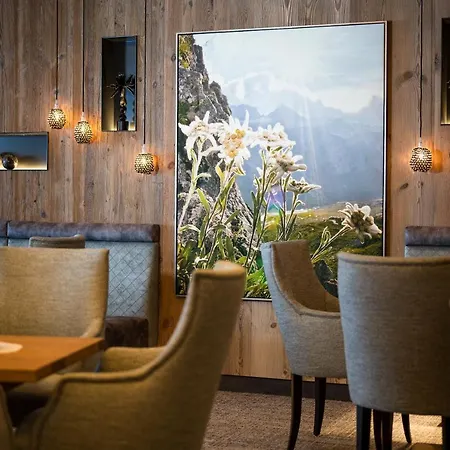 Almhof Hotel