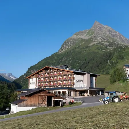 Almhof Hotel Galtuer