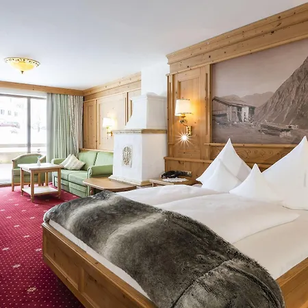 Almhof Hotel