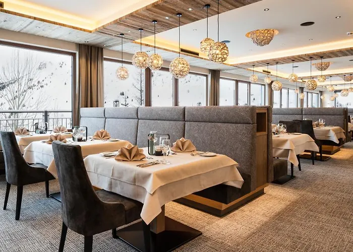 Hotel Almhof Galtür